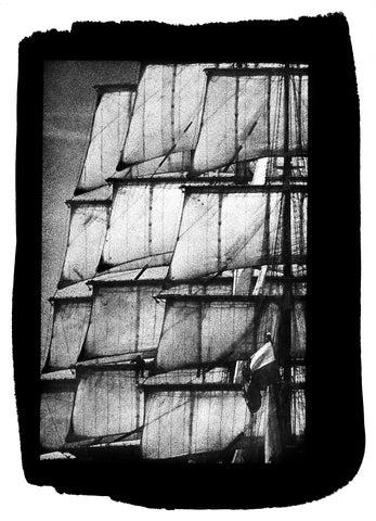 Sails of the Dar Mlodziezy